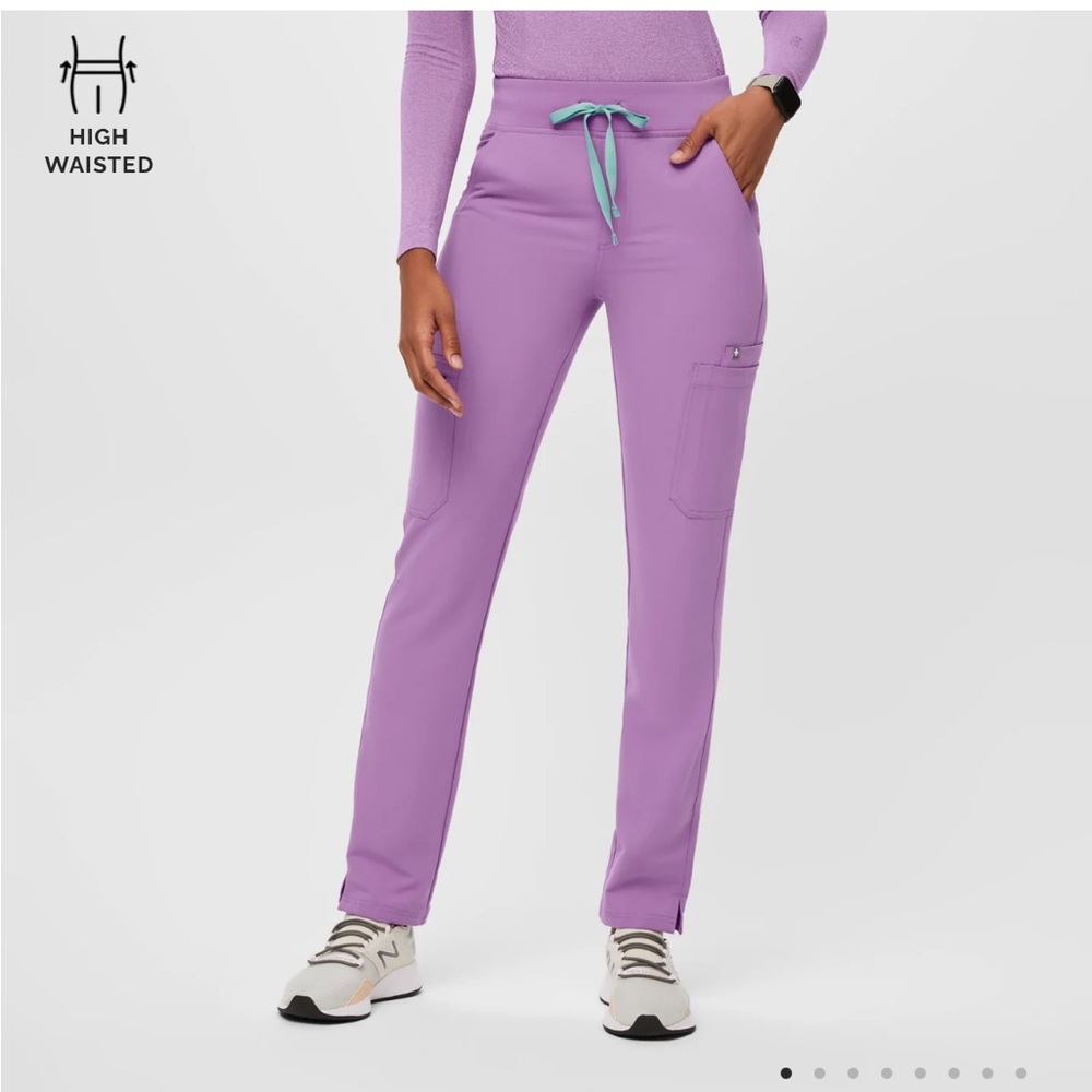 FIGS yola high waisted lilac skinny scrub pants PETITE XS